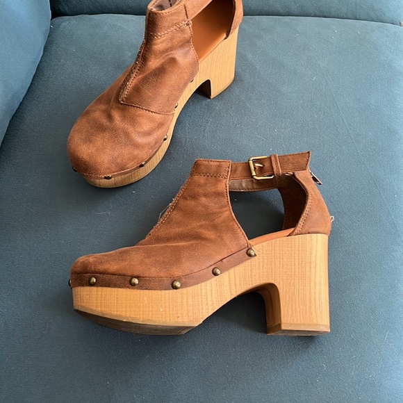 TRUE CRAFT CLOGS W9 - Picture 2 of 6